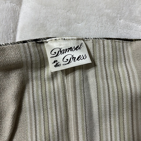 NWT Damsel in this Dress corset - Picture 5 of 7